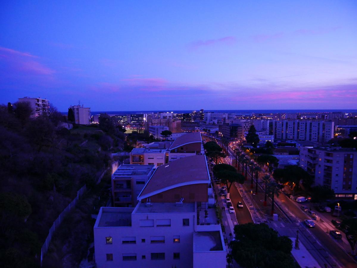 Appartamento Rooftop 8 Personnes Grande Terrasse Avec Parking Quartier Aéroport Nizza